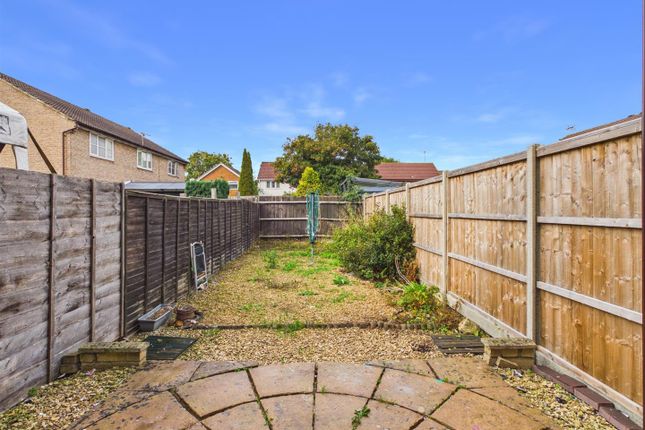 12, Buscombe Gardens, Gloucester photo 4