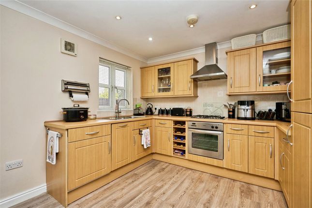 3, Gassiot Close, Isle of Wight photo 4