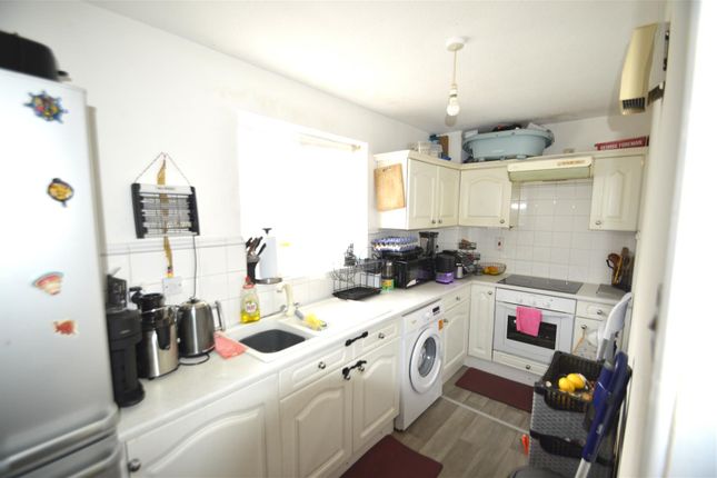 Burdetts Road, Dagenham photo 3