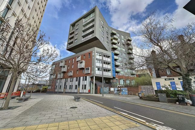 Thumbnail Flat to rent in Edge Apartments, Stratford