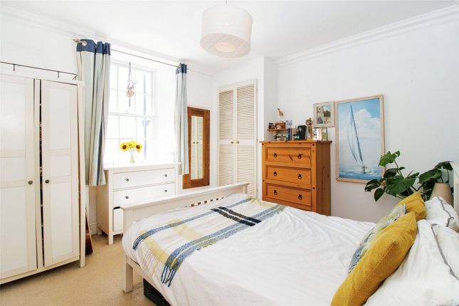Flat for sale in Clarence Street, Dartmouth