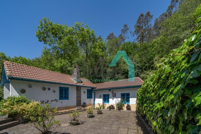 Villa for sale in Calle De La Ferrería 33458, Soto Del Barco, Asturias