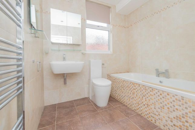 5, Greenock Terrace, Leeds photo 4