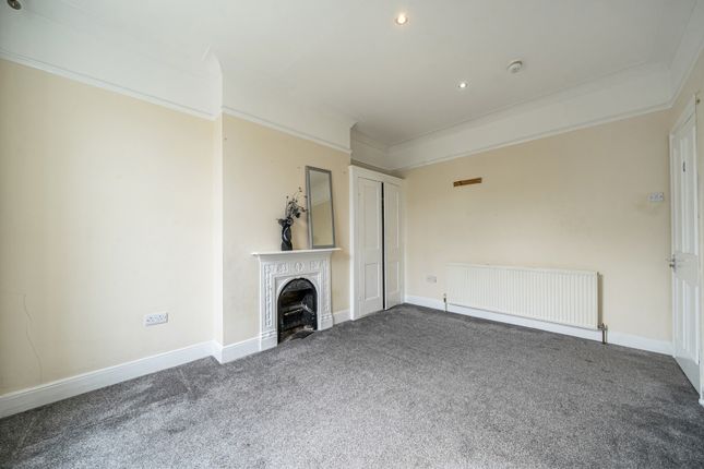 5b, Ullswater Road, London photo 4