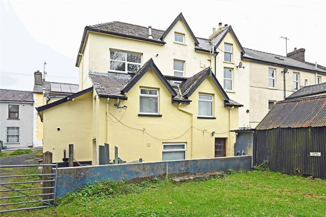 Cartrefle & Cuddfan, Llanwrtyd Wells photo 2
