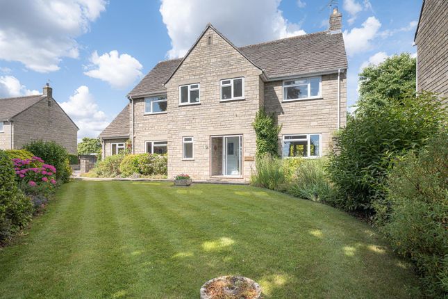 6 St Josephs Drive-28.Jpg