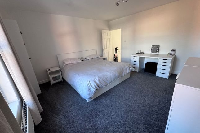 9, 9, North Street, Royton photo 4