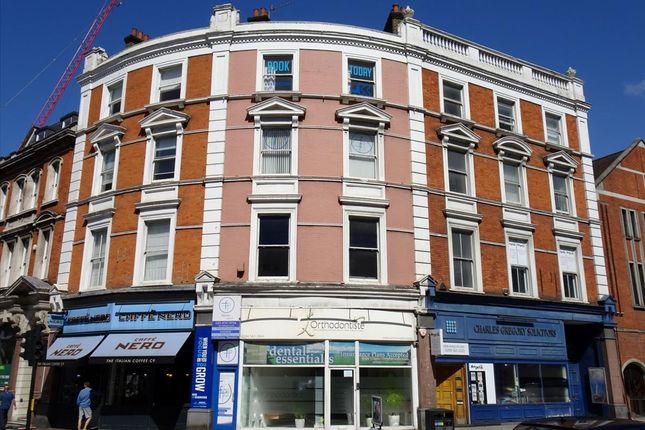 Commercial property to let in Hammersmith Broadway, London