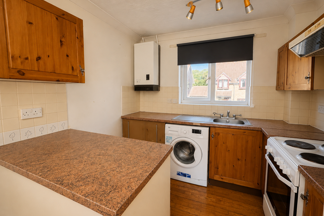 44, Waldon Gardens, West End photo 3
