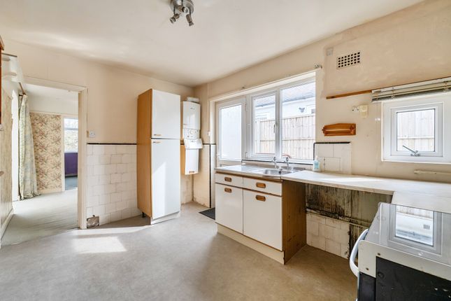 38, Noverton Lane, Cheltenham photo 2