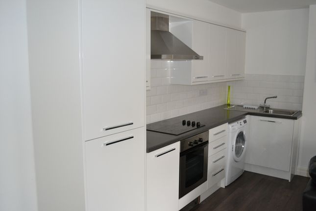 49, Hodge Road, Worsley photo 3
