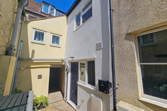 1-bed house on 34D, Silver Street, Dursley, £180,000