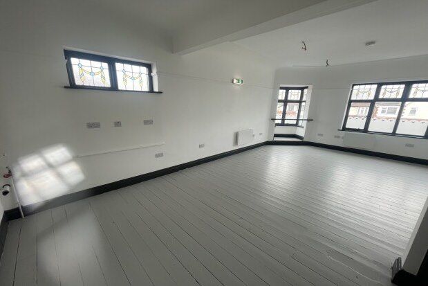 Thumbnail Property to rent in Liverpool Road South, Liverpool