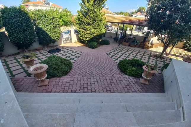 Villa for sale in Alsancak, Cyprus