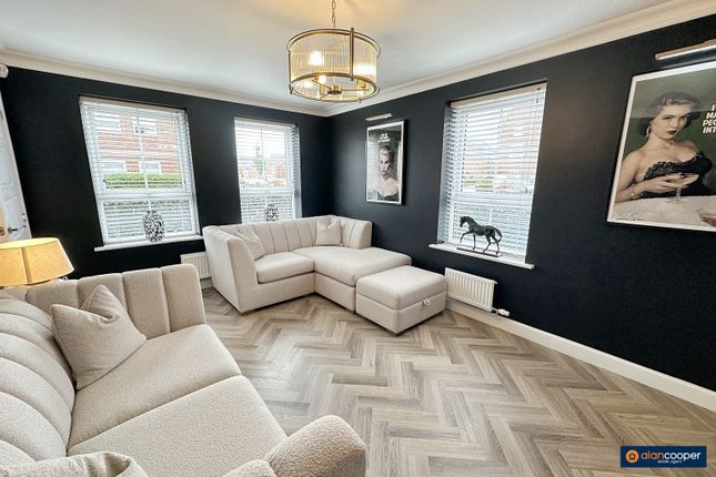 2, Sundial Way, Nuneaton photo 3