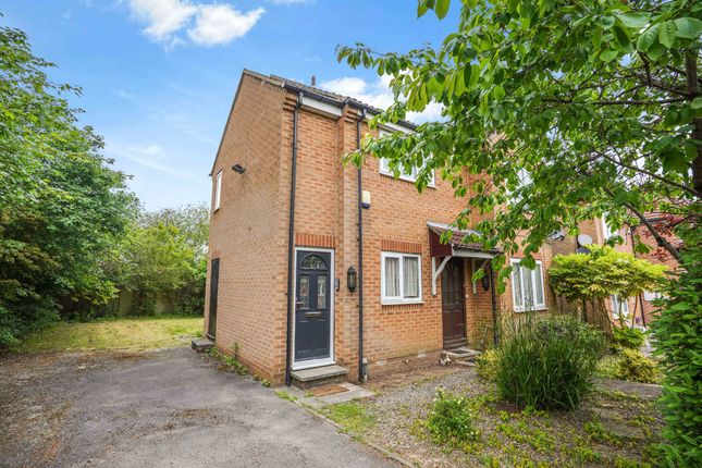 Thumbnail Flat to rent in The Spinney, Moortown