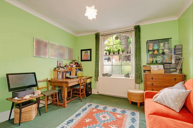 Flat B, 26, Barnsbury Rd, Islington photo 3