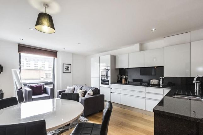 Flat 2, Lattice House, 20 Alie Street, London photo 3