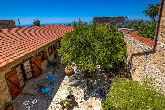 Country house for sale in Papaelliseou, Anogyra, Limassol, Cyprus