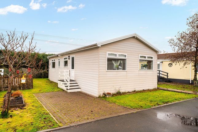2-bed caravan on 71 Beechtree Park, Denny, £125,000