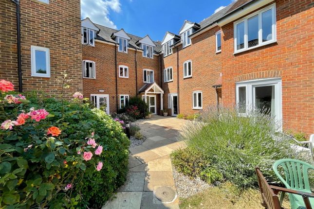 Thumbnail Flat for sale in Mallard Court, West Mills, Newbury