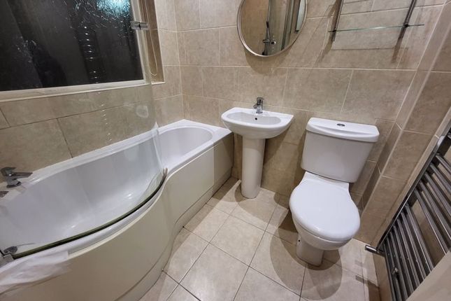 6, Millbank Terrace, Bedlington photo 4