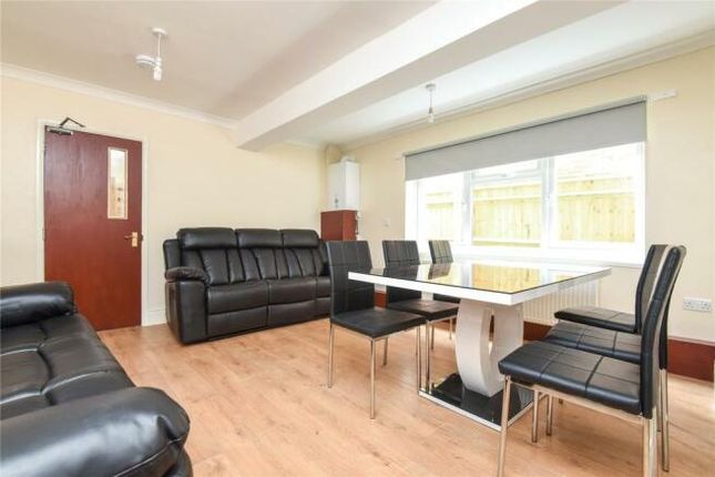 Room 3, 232, Marston Road, Marston photo 5