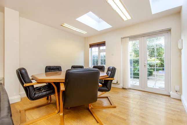 85, 4, Watford Way, London photo 3