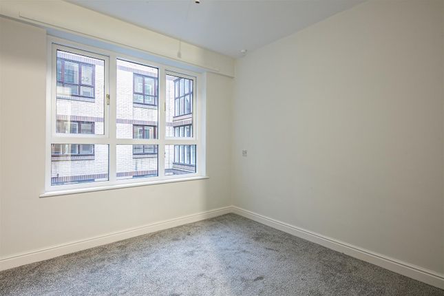 Flat 10, St. Barnabas House, 23 Highfield Place, Sheffield photo 2