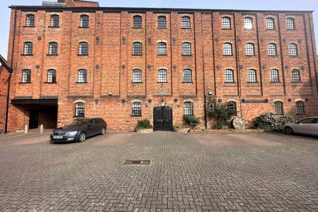Flat to rent in Crown Mill, Lincoln