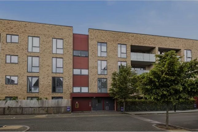 2-bed flat on Reaston Street, Reaston Street, London, £450,000