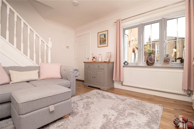 34, Denholme Drive, West Yorkshire photo 4