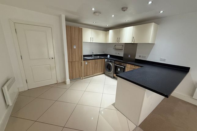 31, Ivory Close, Hanley, Stoke-on-Trent photo 3
