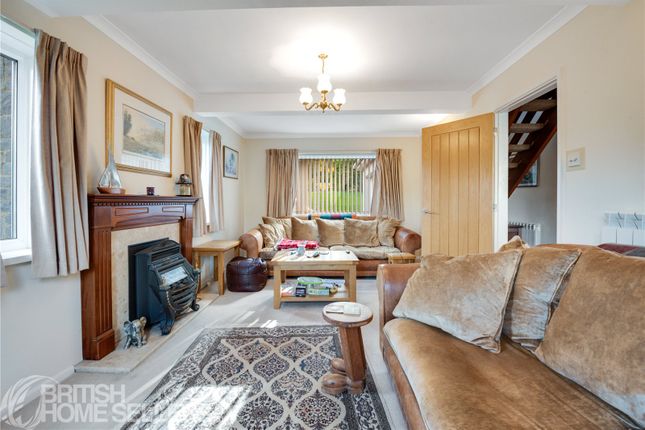 6, Oakridge Acres, Pembrokeshire photo 4