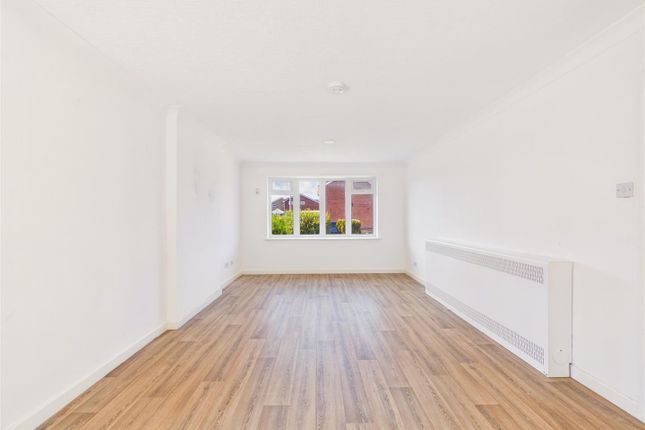 42, Glenfield Drive, Hull photo 4