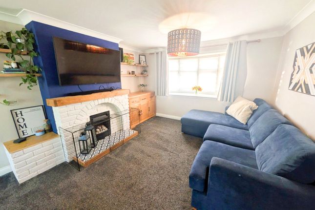 Oakwood Drive, Telford photo 2