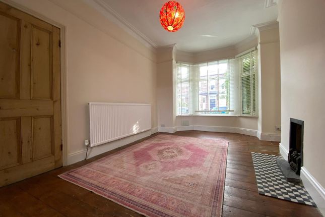38, Whalley Avenue, Manchester photo 2