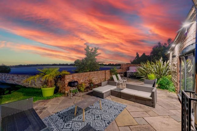 Hideaway, Glebe Farm, Lincoln photo 3