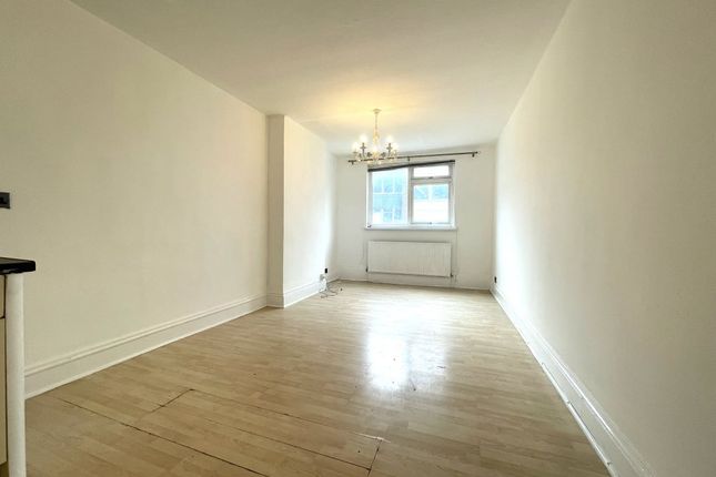 66(A), High Street, Dartford photo 4