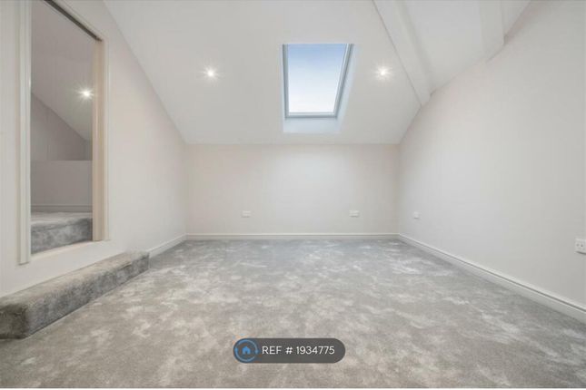 End terrace house to rent in Alma Road, Windsor