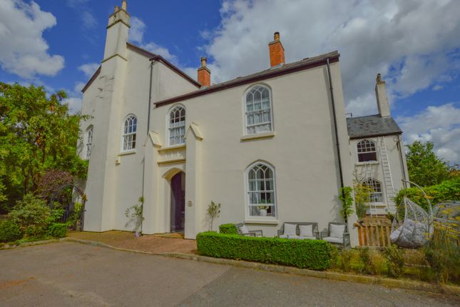 2-bed house on 25, Old Place, Sleaford, £235,000
