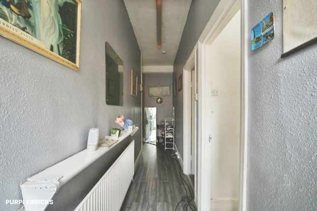 179, Lansdowne Road, London photo 4