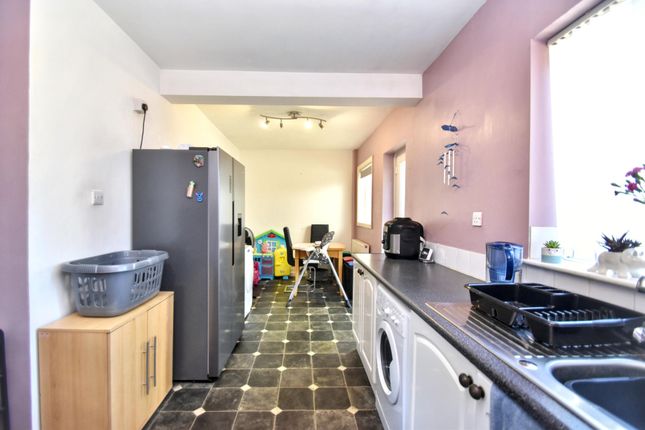 10, Queens Road, Skegness photo 4