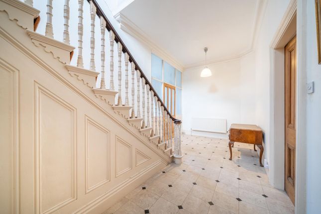 2, Tattershall Drive, Nottingham photo 4