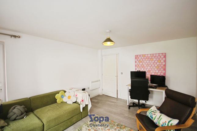 9, Poppleton Close, Coventry photo 4