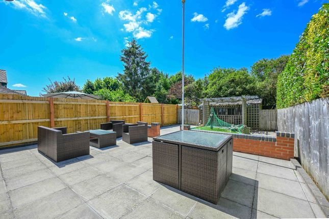 56 Hathaway Lane, Stratford-Upon-Avon photo 4