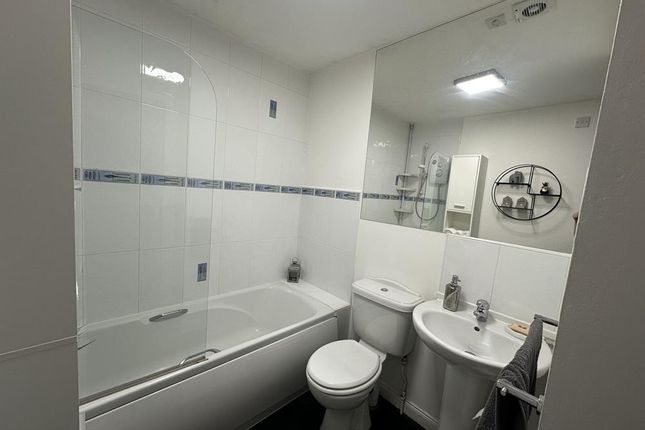 29 Broadstraik Avenue, Elrick. Westhill. AB32 6DA, Westhill photo 3