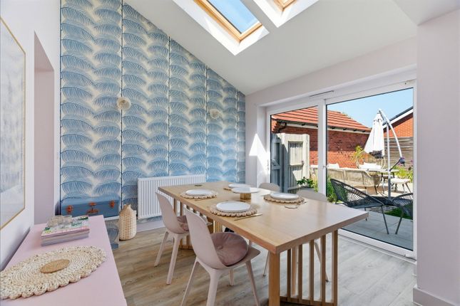 37, Hawkins Place, Saffron Walden photo 4