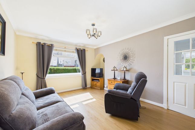36 Carlowrie Avenue, Glasgow photo 2