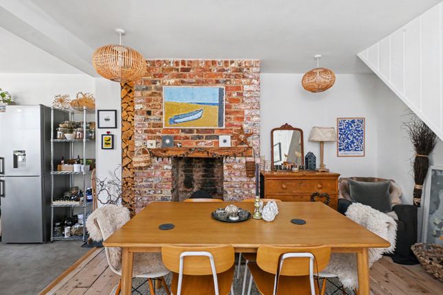 37 Perry Street, Wendover, Buckinghamshire photo 3